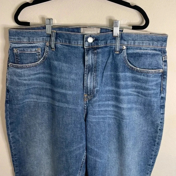 NWT Everlane The Cheeky Jean High Rise Raw Edge Size 34 - Picture 4 of 9